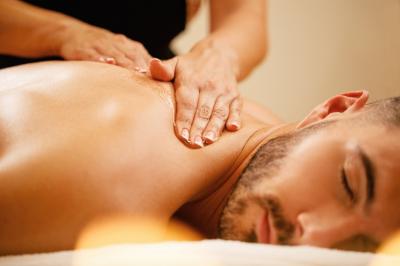 Balinese Aromatherapy Hot Oil Massage Balinese Aromatherapy Hot Oil Massage