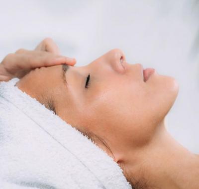 Aquafolia facial treatment Aquafolia facial treatment