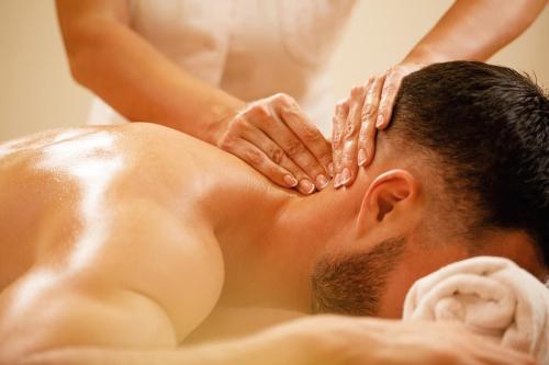 Relaxing Back Massage - St-Laurent Tendances Beauté