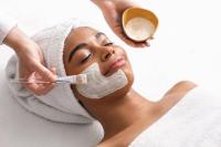 Facial Treatment at St-Laurent Tendances Beauté - St-Laurent Tendances Beauté