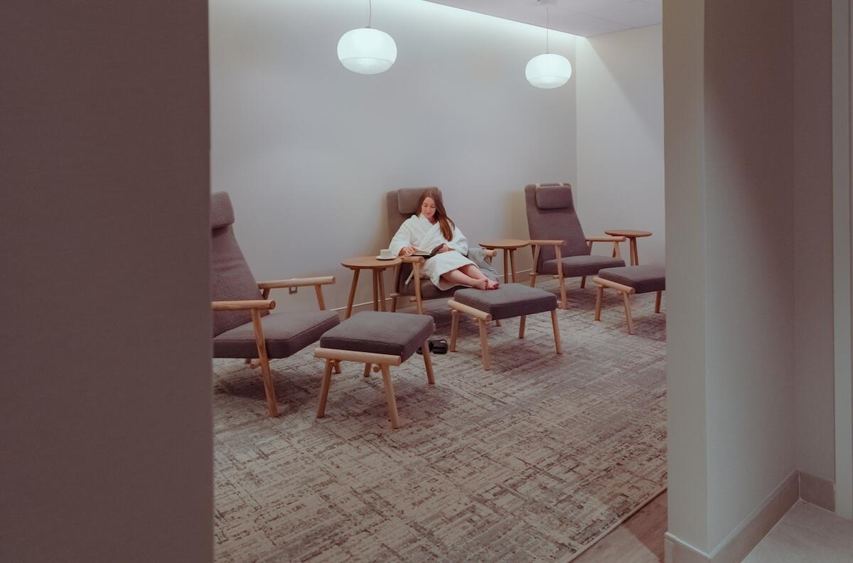 Relaxation Lounge at Amerispa Le Westin Tremblant - Amerispa Le Westin Tremblant