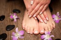 Manicure and pedicure - Fanny Of Westmount