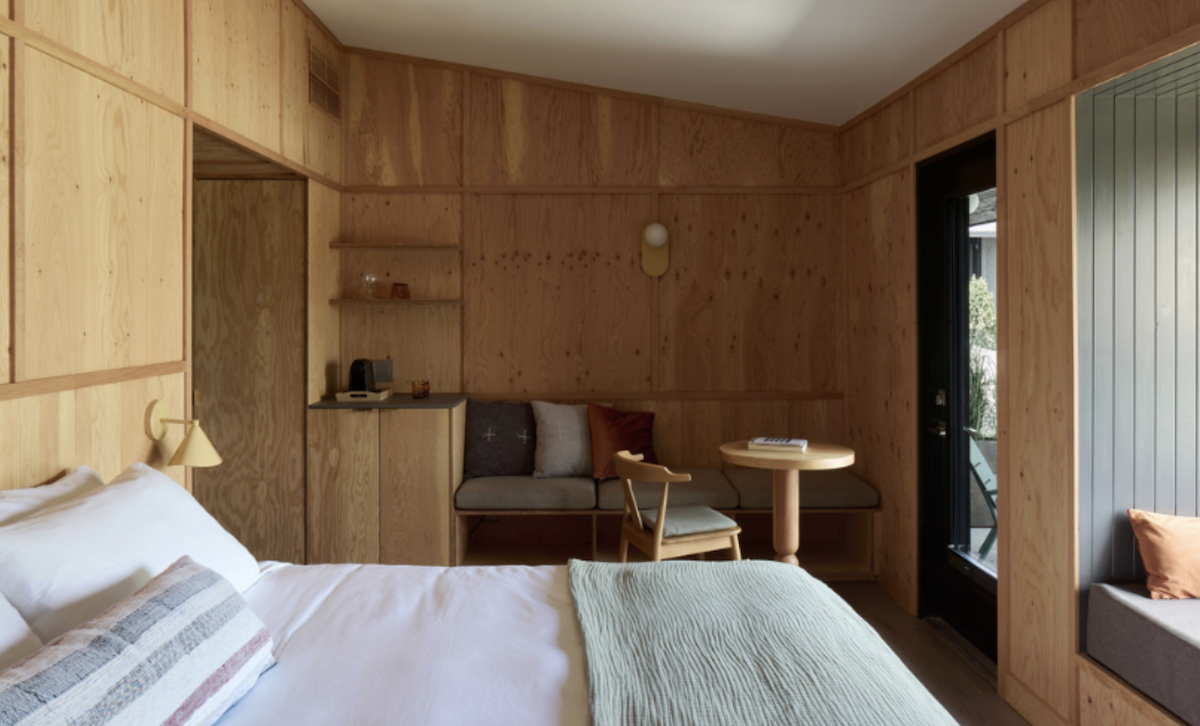 Wood-panelled accommodation at BALNEA - Balnea Spa